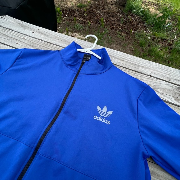 ADIDAS - Picture 4 of 9